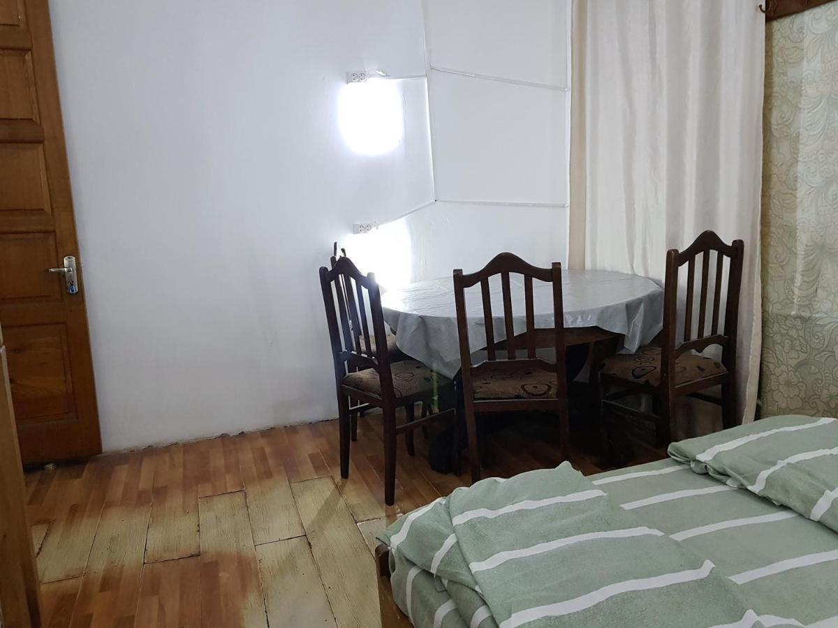 Backpackers Hostel Tiflis Exterior foto