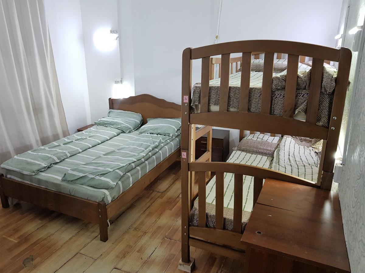 Backpackers Hostel Tiflis Exterior foto